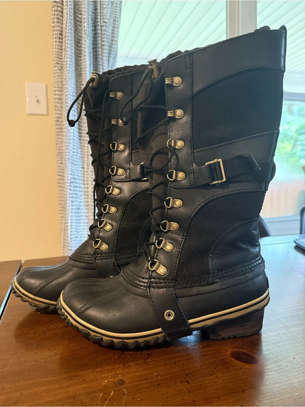 Sorel Conquest Carly Women's Black Lace-Up Winter Boots - Picture 5 of 6